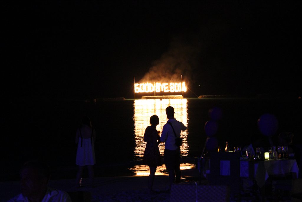 New Year's Eve celebrations Constance Moofushi