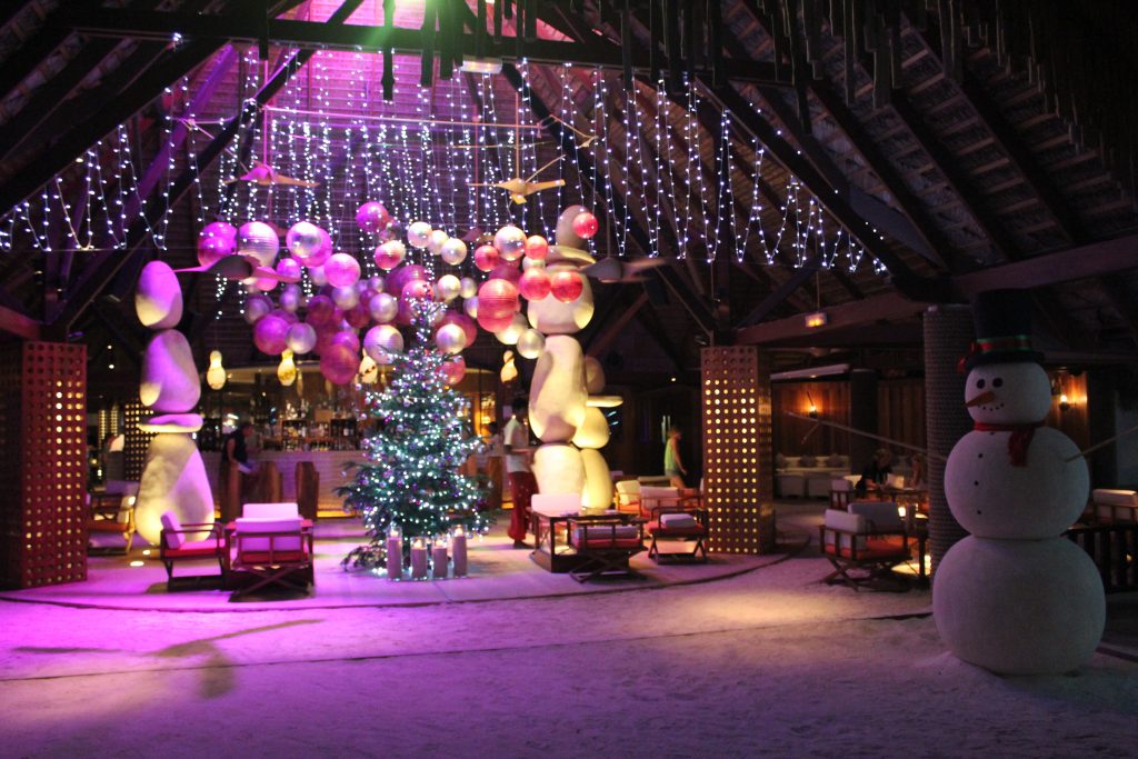 Constance Moofushi hotel review New Year's Eve